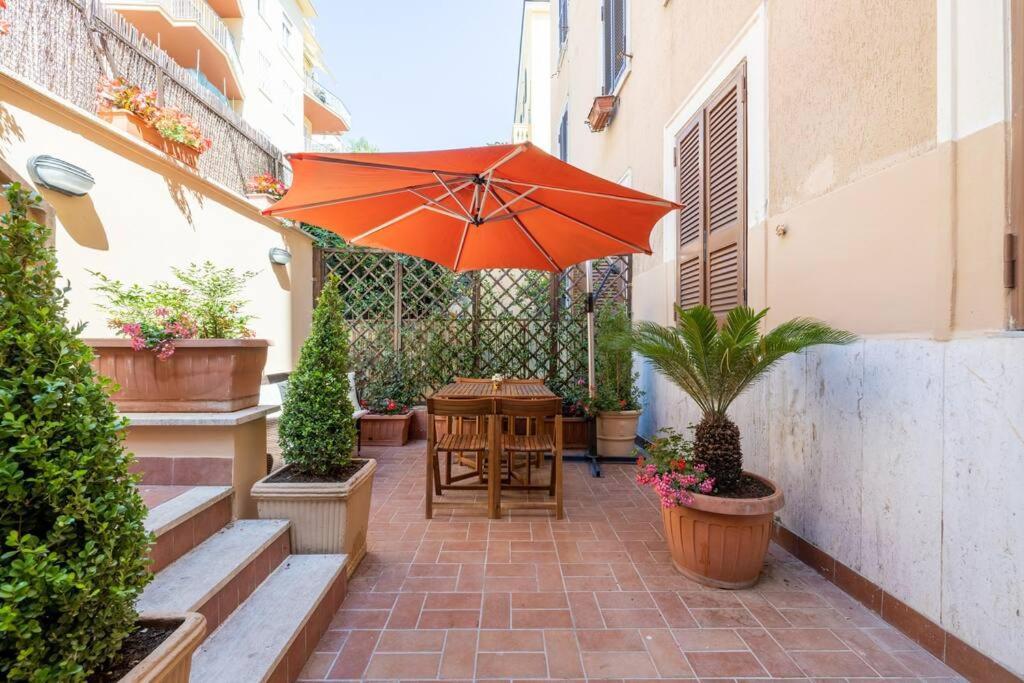 Casa Gianni 5 Stelle Apartment With Garden Rome Exterior photo