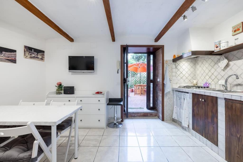 Casa Gianni 5 Stelle Apartment With Garden Rome Exterior photo